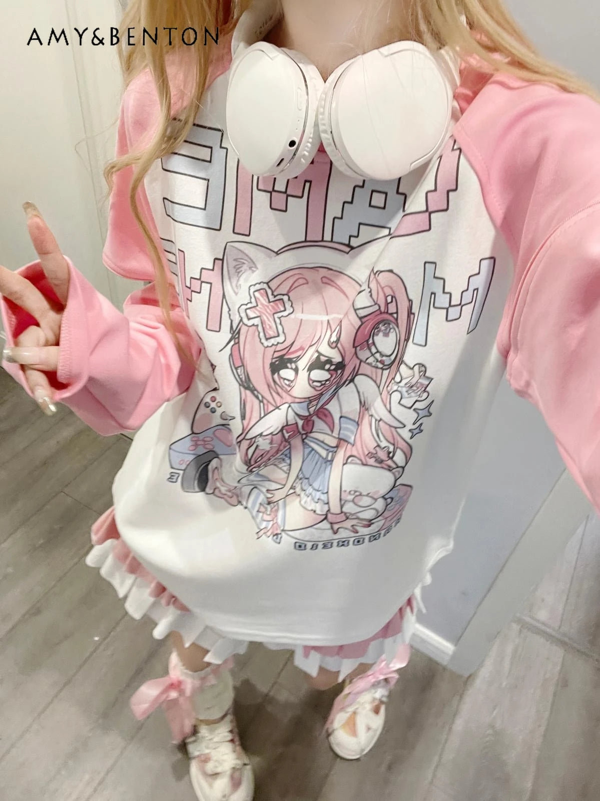 Original Design Harajuku Style Kawaii Anime Printed Long Sleeve Pink Casual Loose T-shirt